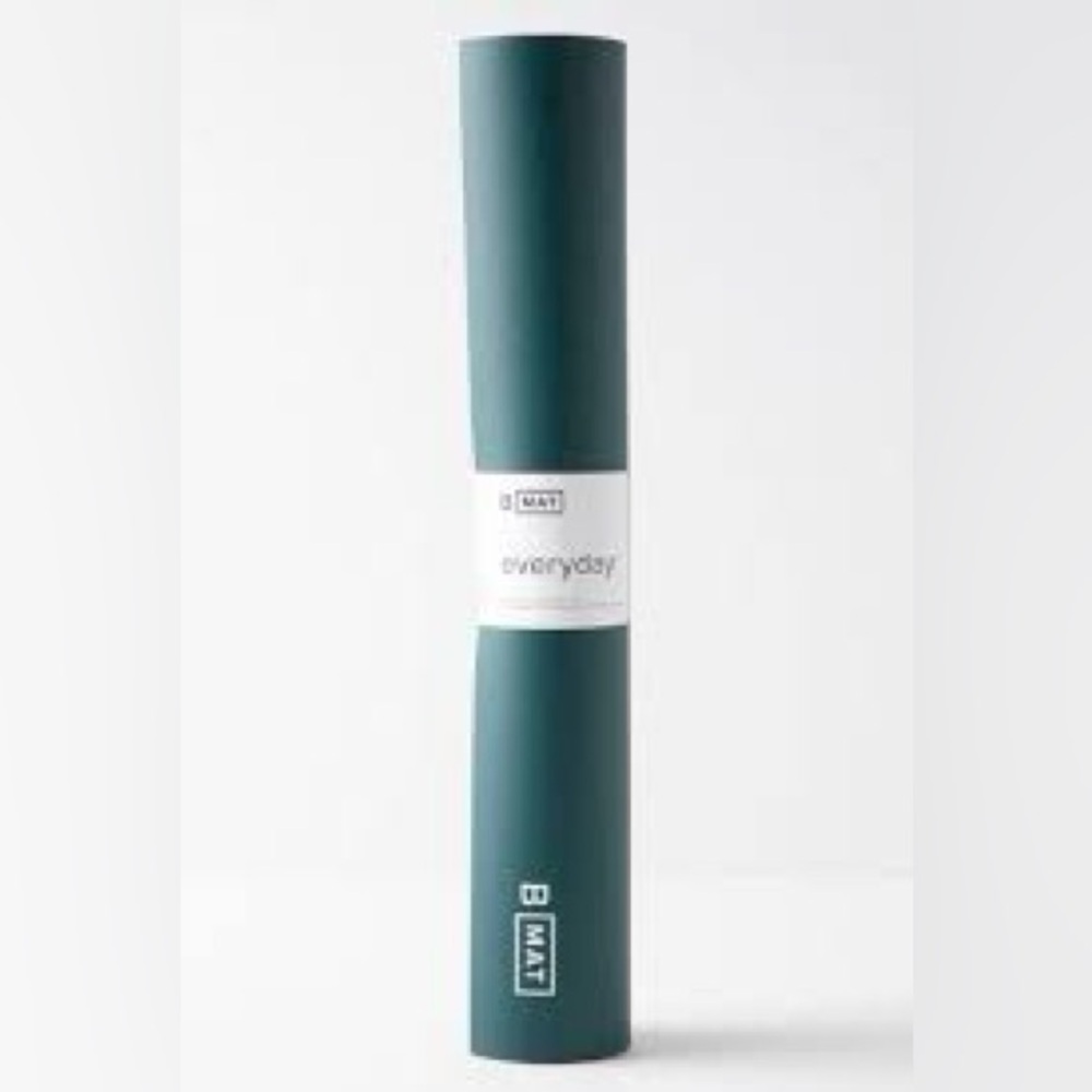 Brand NEW premium yoga mat! Ocean green. Never used.